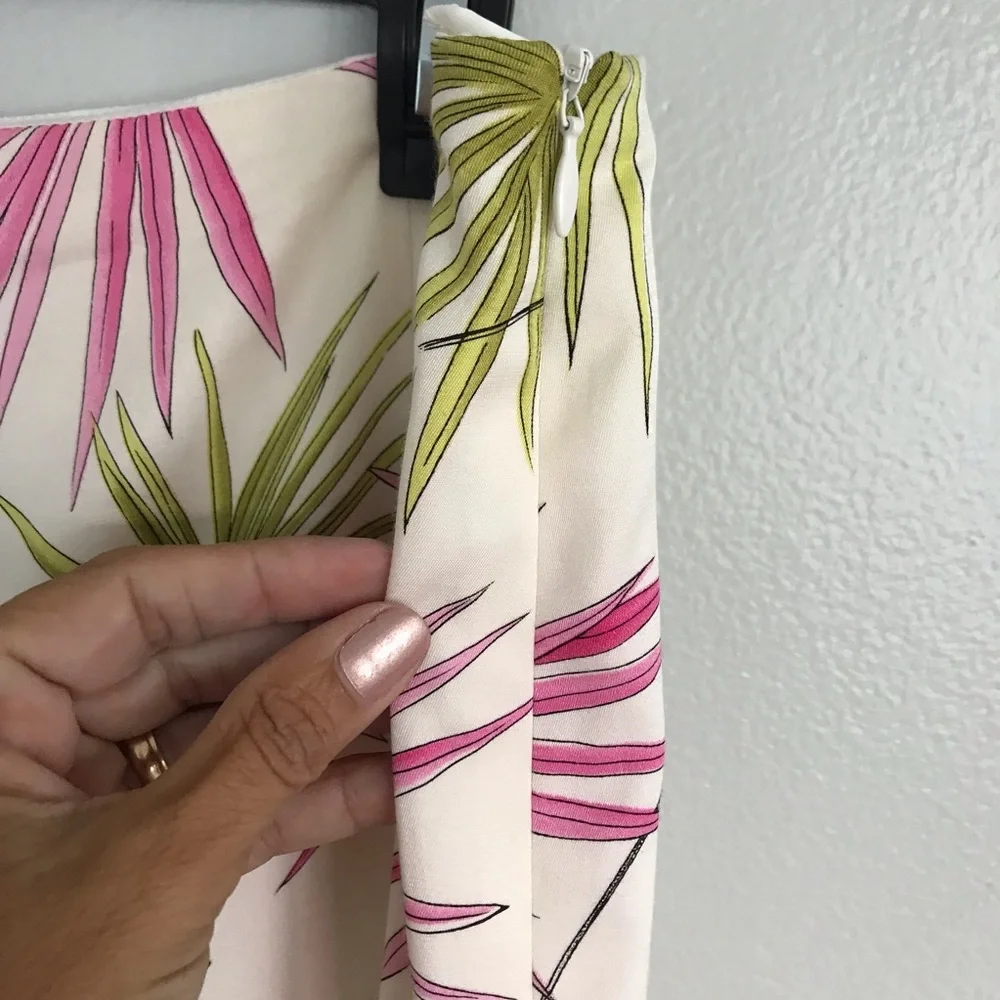 Talbots Women’s Tropical Leaf Print Silk Blend Pants size 8